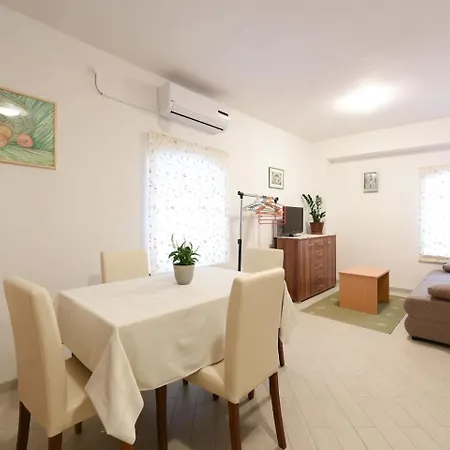 By The Sea Zaton, Krka - 25545 Daire *